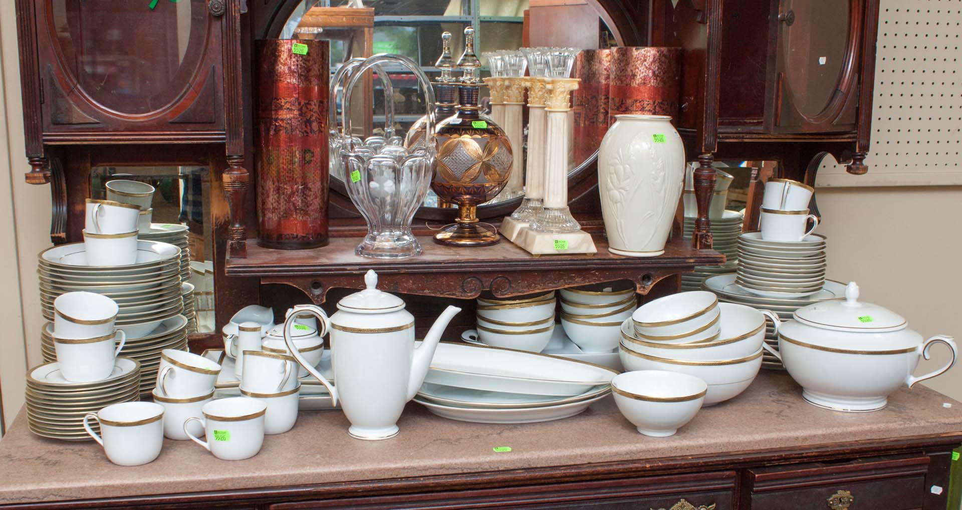 Appraisal: Large assortment of glass porcelain items including Charter Club dishware