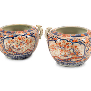 Appraisal: A Pair of Imari Palette Porcelain Jardinieres TH CENTURY Height