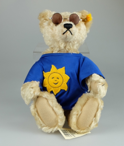 Appraisal: Steiff Growling teddy bear Summer