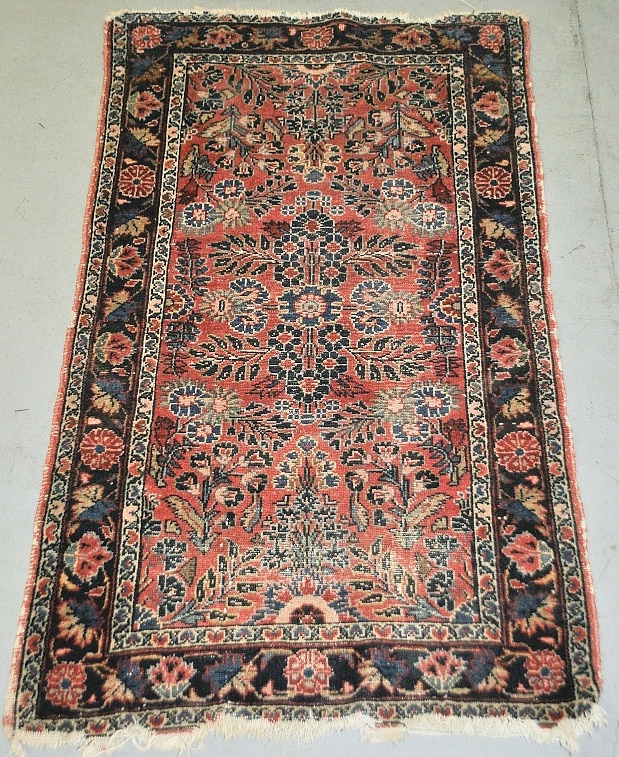 Appraisal: - Hamadan oriental mat with red field x -