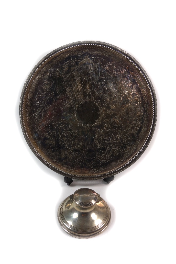 Appraisal: A George V silver capstan shape inkwell Birmingham cm diameter