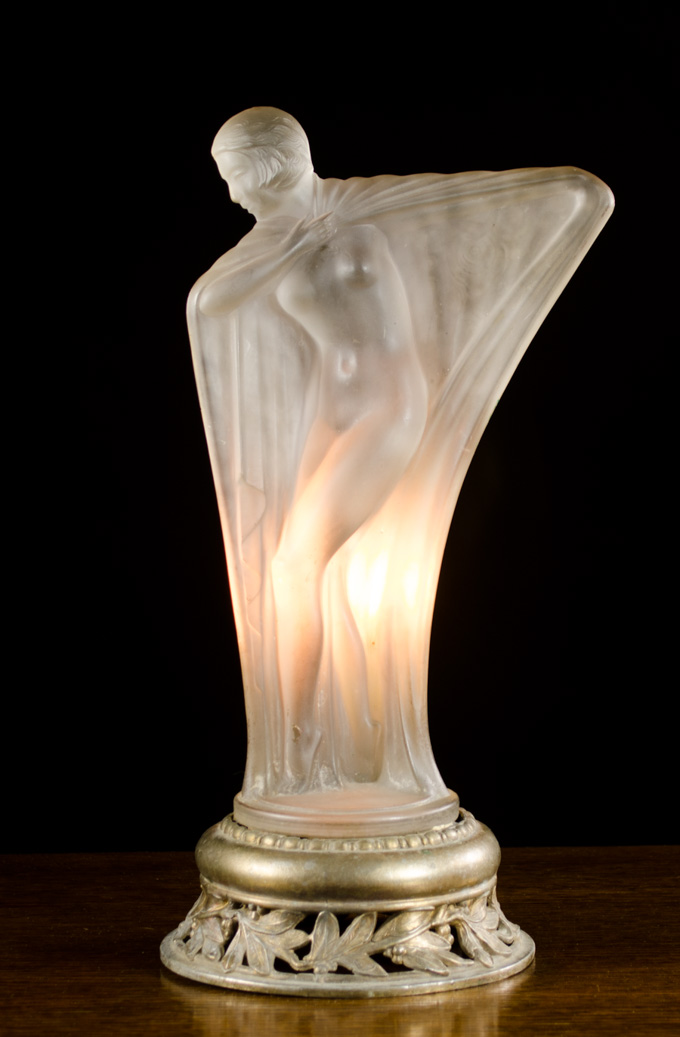 Appraisal: ALADDIN MODEL G- FIGURAL GLASS LAMP the frosted clear glass