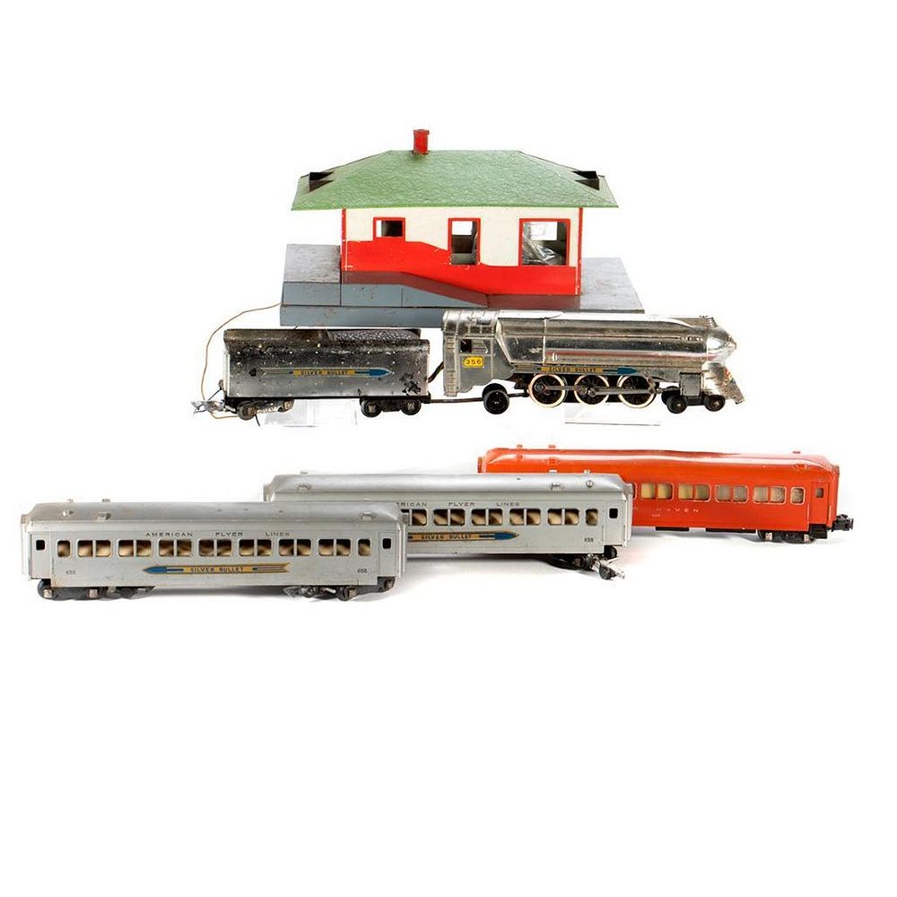 Appraisal: S Gauge American Flyer Silver Bullet and Cars coach and