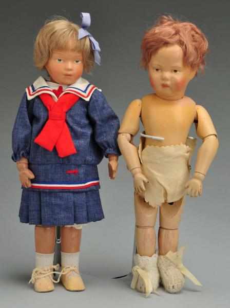 Appraisal: Lot of Schoenhut Dolls Description Both all wood and spring