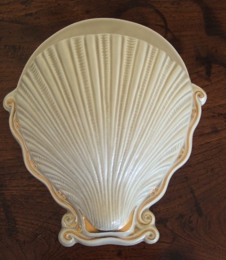 Appraisal: A Clarice Cliff wall pocket modelled as a scallop shell