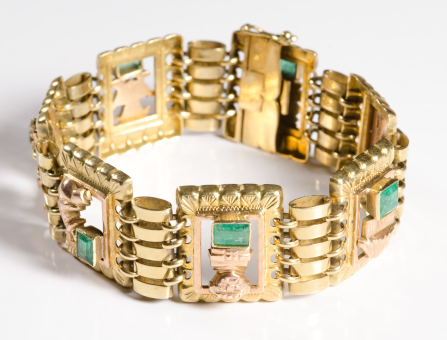 Appraisal: EIGHTEEN KARAT YELLOW AND ROSE GOLD BRACELET WITH EMERALDS having