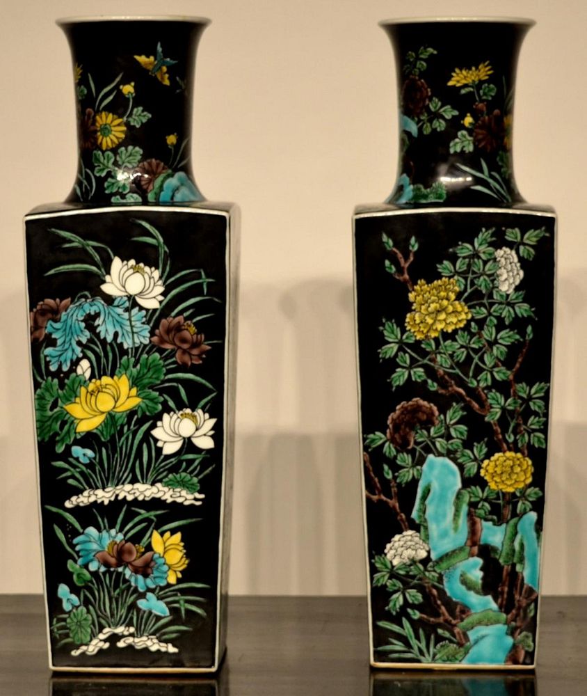 Appraisal: PAIR OF CHINESE FAMILLE NOIRE SQUARE FORM VASES A pair