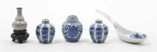 Appraisal: A Group of Chinese Blue and White Porcelain Articles comprising