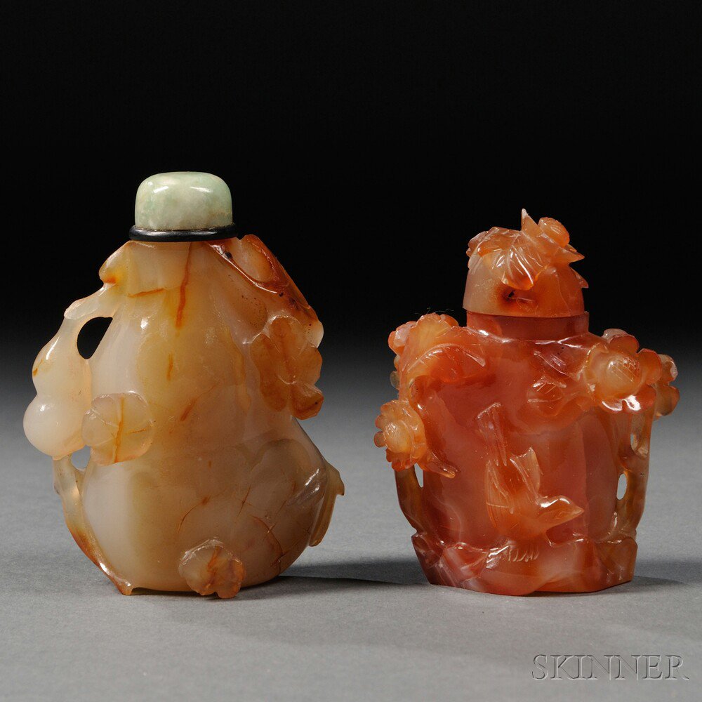 Appraisal: Gemstone Snuff Bottles China th century a double gourd-shape agate