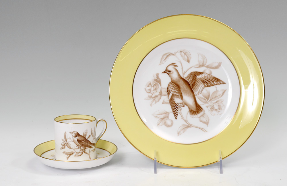 Appraisal: SPODE BIRD DECORATED CHINA LUNCHEON SET pieces to include plates