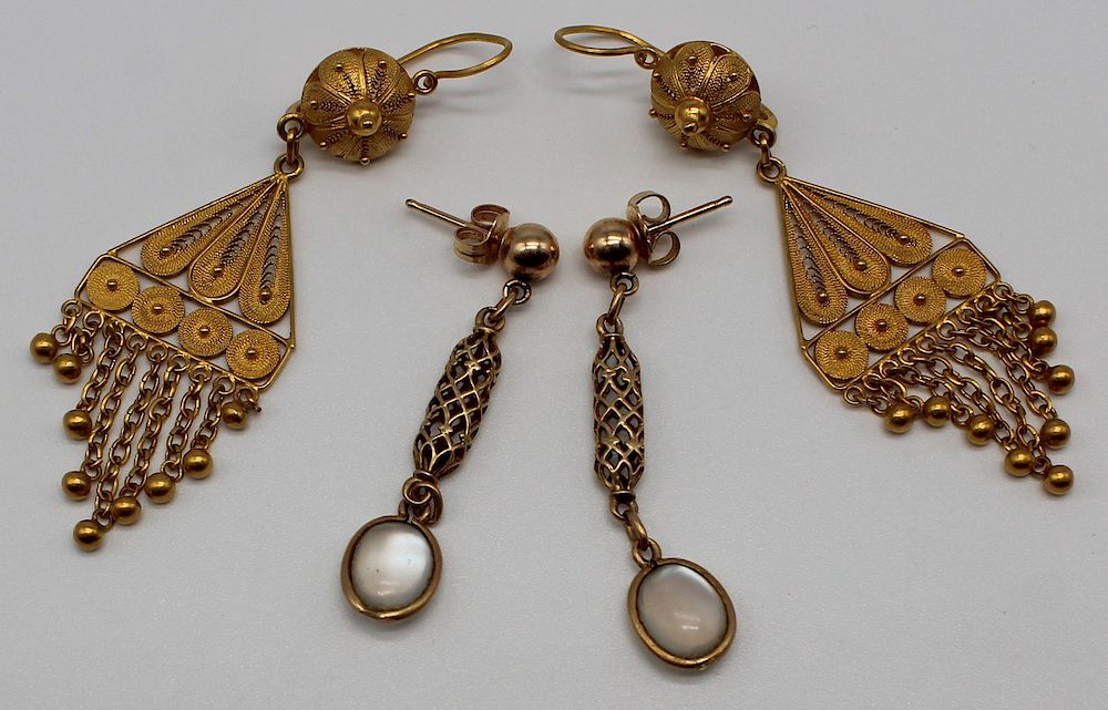 Appraisal: JEWELRY Pair of Filigree kt Gold Chandelier Earrings kt yellow