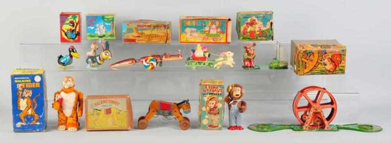 Appraisal: Lot of Animal Wind-Up Toys Japanese Working Various fur-covered tin