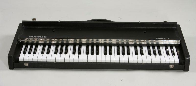 Appraisal: Vintage Hohner Planet T Electric Piano made in Germany serial