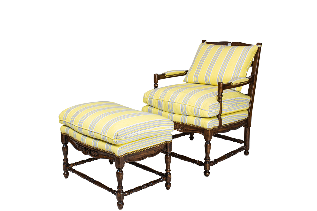 Appraisal: A LOUIS XV STYLE ARMCHAIR A Louis XV style armchair