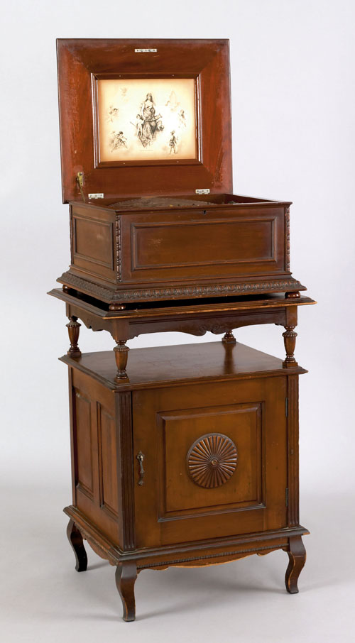 Appraisal: Regina disc music box late th c with a mahogany