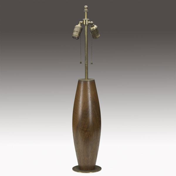 Appraisal: HANSEN Wood and brass table lamp with two sockets and