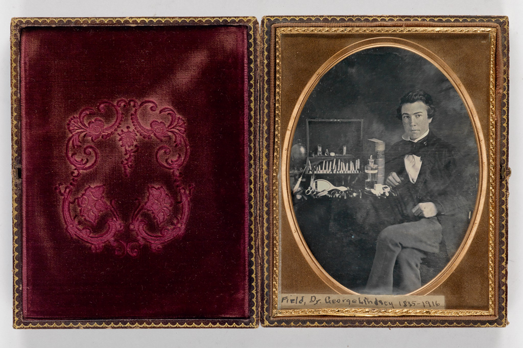 Appraisal: DENTISTRY Half-plate daguerreotype of Dr George Lindsey Field - who