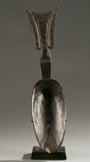 Appraisal: Dan wooden ladle th c Dan ladle with horn figured