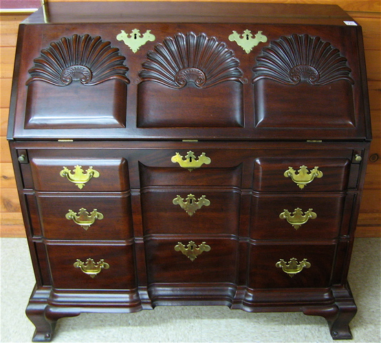 Appraisal: CHIPPENDALE STYLE MAHOGANY BLOCK FRONT SECRETARY Franklin Heirloom Furniture The