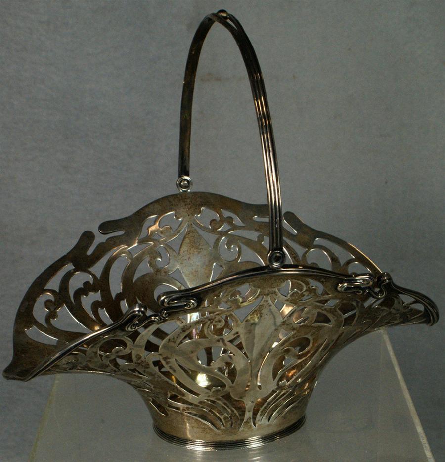 Appraisal: Whiting for B B B sterling silver pierced basket with