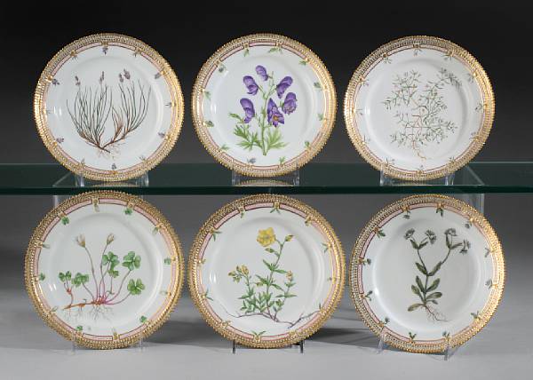 Appraisal: A set of six Royal Copenhagen Flora Danica porcelain luncheon