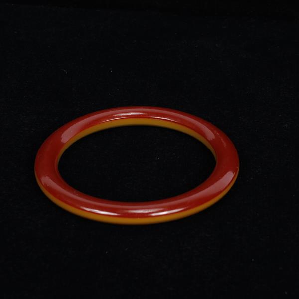 Appraisal: Bakelite laminated color bangle bracelet inner width