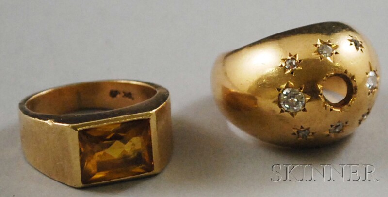 Appraisal: Two Gold Gem-set Rings a kt gold and citrine ring