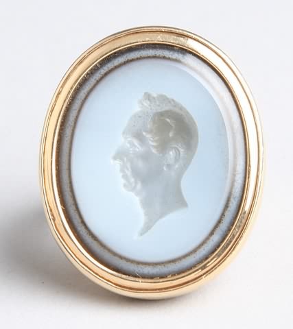 Appraisal: KY gold stone cameo ring stamped K Cameo approximately X