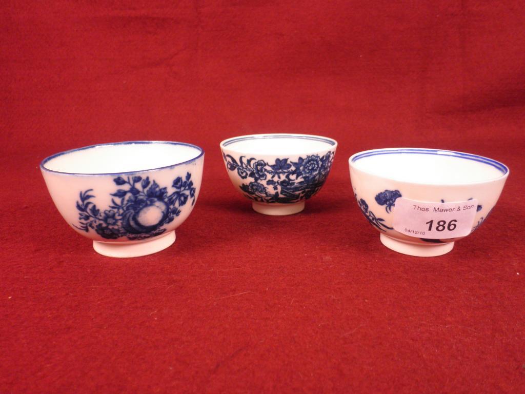 Appraisal: Three thC tea bowls two printed in blue with fruits