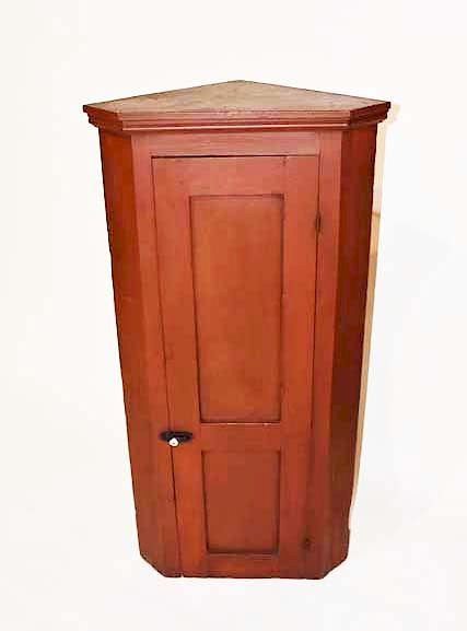 Appraisal: Blind door corner cupboard Blind door corner cupboard single door