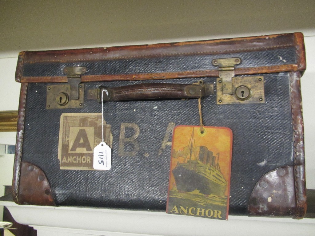 Appraisal: Vintage travel case