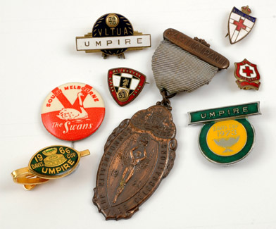 Appraisal: BOX OF ASSORTED BROOCHES AND MEDALLIONS INCLUDING COMMONWEALTH JUBILEE CELEBRATIONS