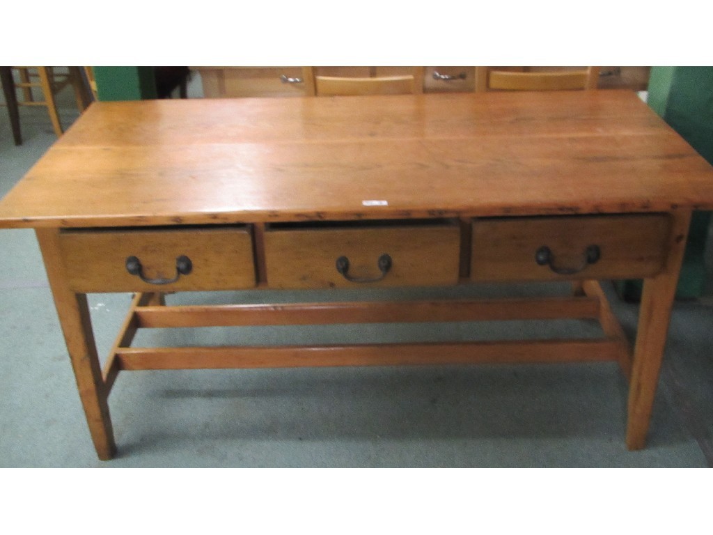 Appraisal: Pine kitchen table