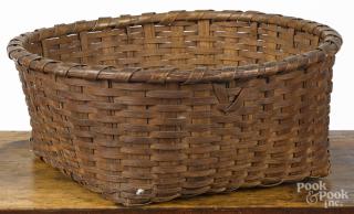 Appraisal: Split oak basket th c '' h '' w