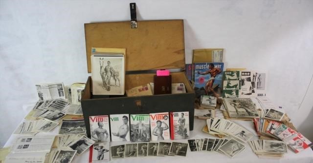 Appraisal: A WORLD WAR II FOOTLOCKER BELONGING TO MAJOR PAULE R