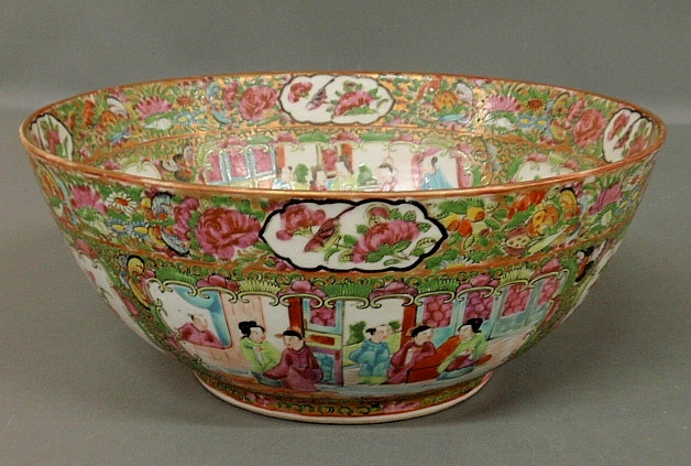 Appraisal: - Chinese porcelain Rose Medallion punch bowl c with alternating