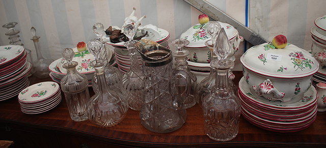 Appraisal: A QUANTITY OF LUNEVILLE PORCELAIN DINNER SERVICE to include tureens