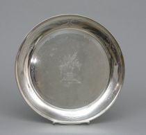 Appraisal: Sterling Serving Tray Simple round serving item features a etched