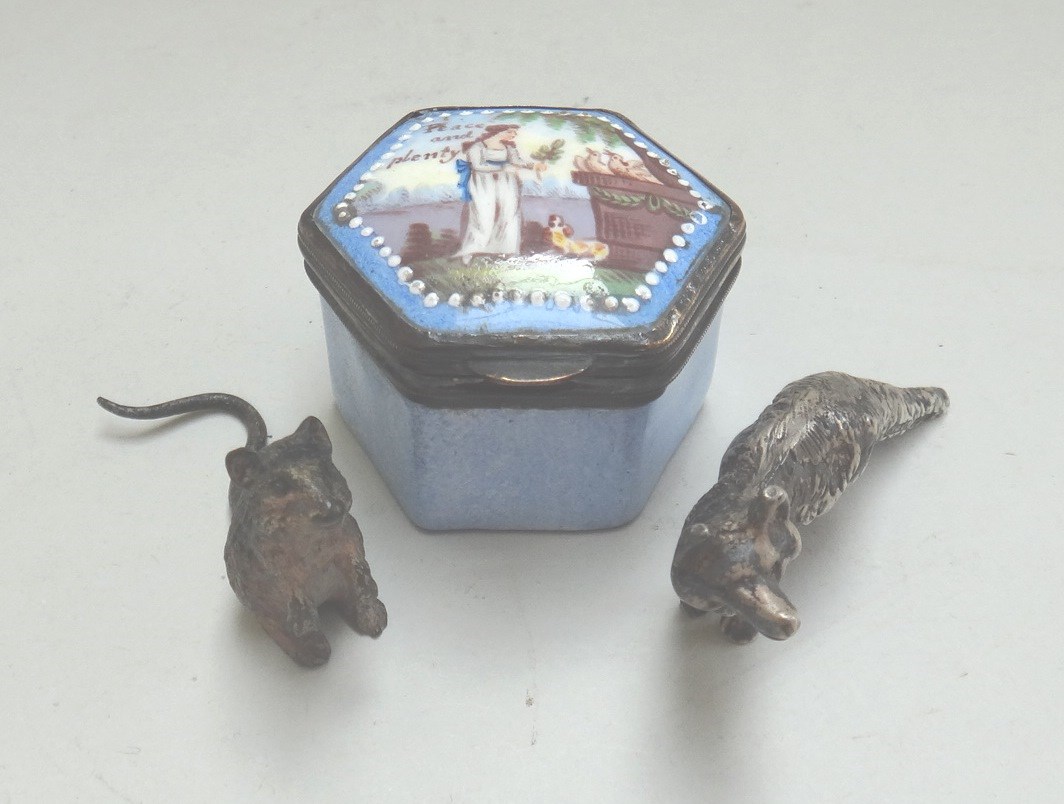 Appraisal: An Austrian cold painted miniature bronze model of a mouse