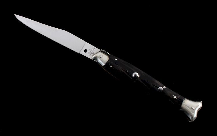 Appraisal: Campolin Buffalo Horn Fishtail Switchblade Knife This is an Italian