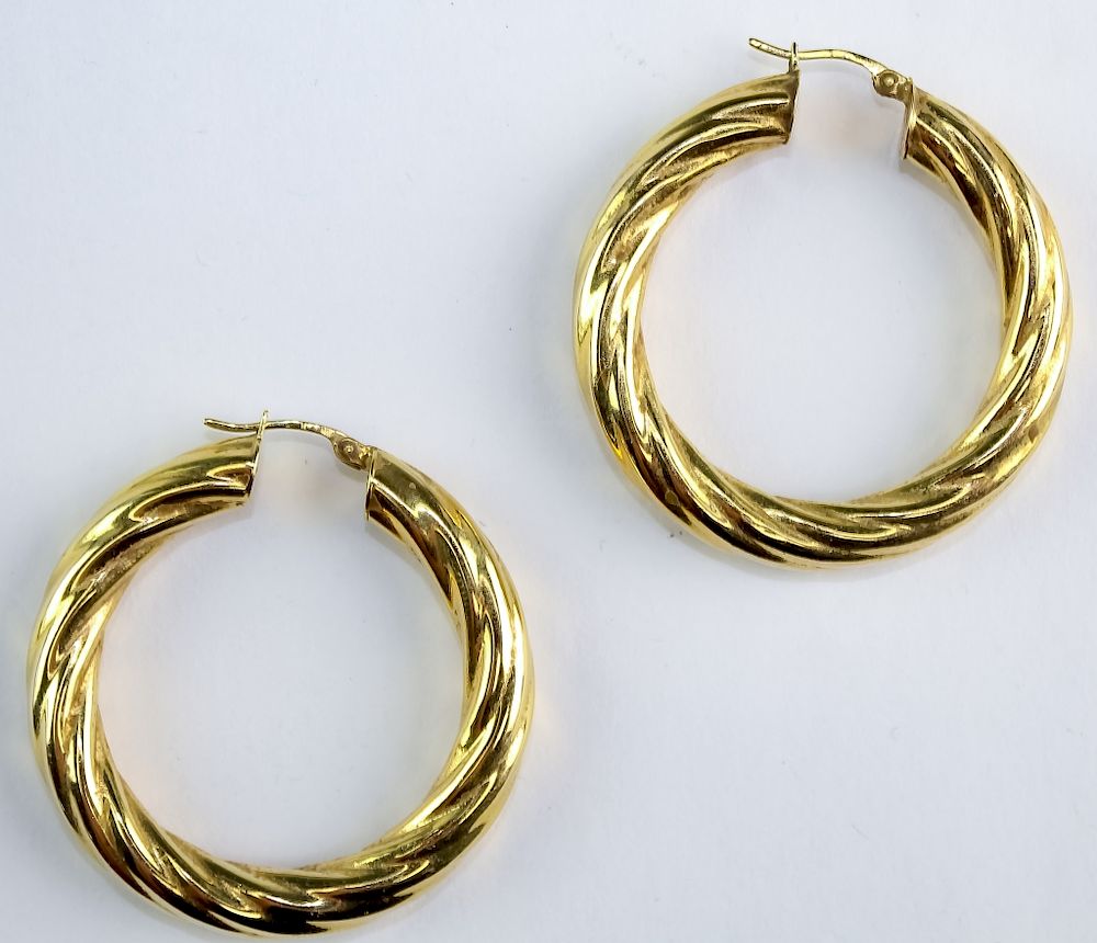 Appraisal: Ladies Classic Large K Yellow Gold Hoop Earrings Ladies k