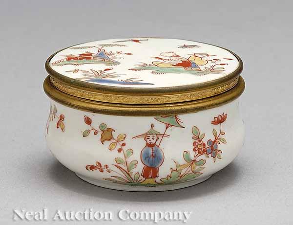 Appraisal: A French Chinoiserie Porcelain Circular Powder Box late th c