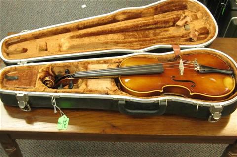 Appraisal: VIOLA in case with bow Provenance Gordon Keller Music Company