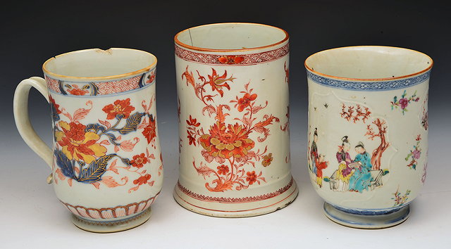 Appraisal: A GROUP OF FOUR TH CENTURY CHINESE PORCELAIN TANKARDS varying