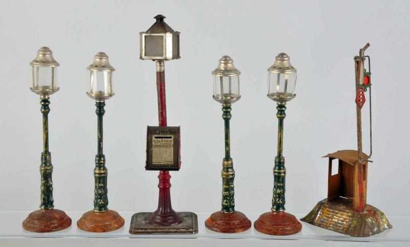 Appraisal: Lot of Lamp Train Accessories German and reproduction Includes one