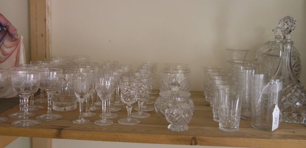 Appraisal: A selection of cut glassware to include a biscuit barrel