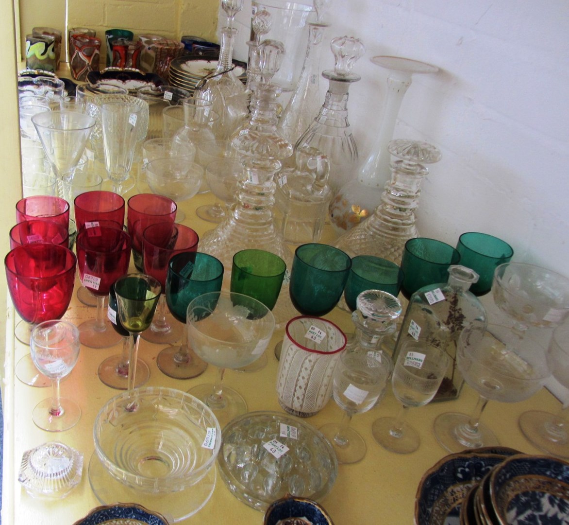 Appraisal: A quantity of glasswares mainly th century including a Langham