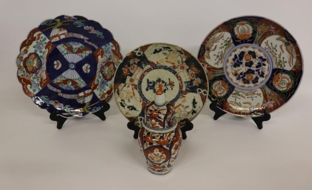 Appraisal: Three Imari plates largest dia together with a covered urn