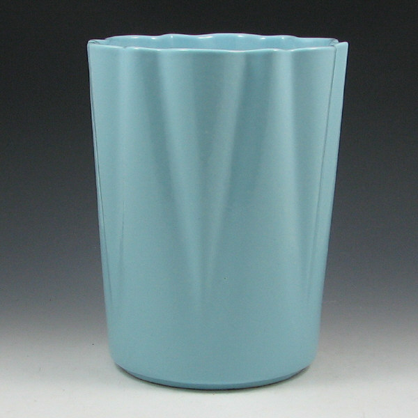 Appraisal: Alamo Pottery Vase - Mint Alamo Pottery vase in baby