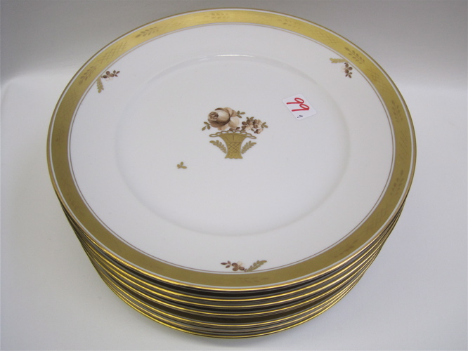 Appraisal: SET OF NINE ROYAL COPENHAGEN DINNER PLATES in the Golden